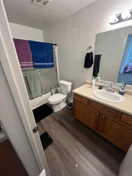 More Photos Of 650 Elko Ave, Reno Multifamily For Sale