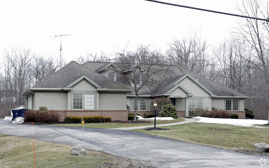 Primary Photo Of 3455 Strayer Rd, Maumee Lodge Meeting Hall For Sale