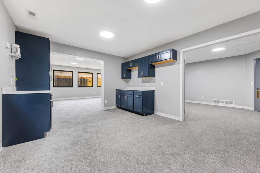 More Photos Of 3910 S Old Highway 94, Saint Charles Office For Sale