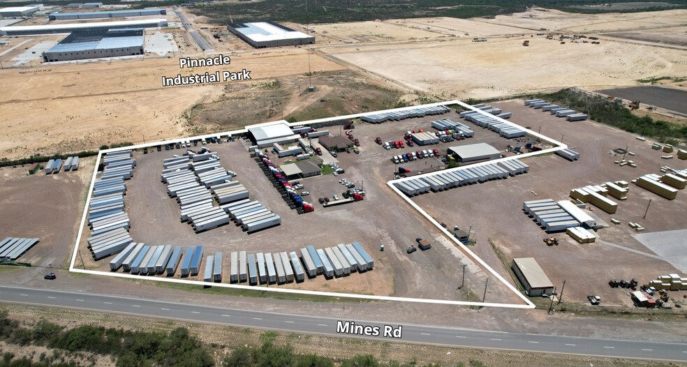 More Photos Of 20951 Mines Rd, Laredo Truck Terminal For Lease