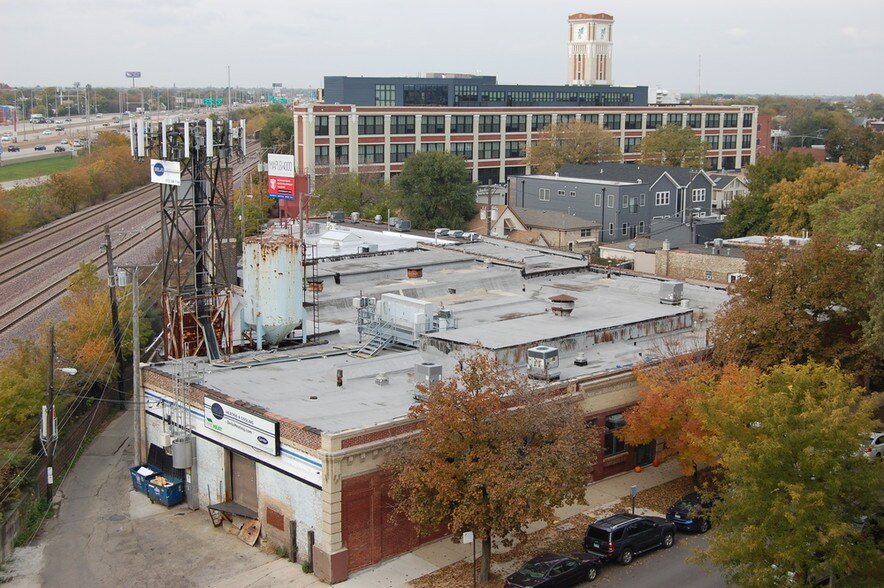 More Photos Of 2700 N Campbell Ave, Chicago Warehouse For Lease