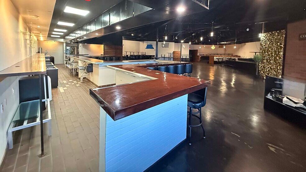 More Photos Of 17419-17489 Preston Rd, Dallas Unknown For Lease