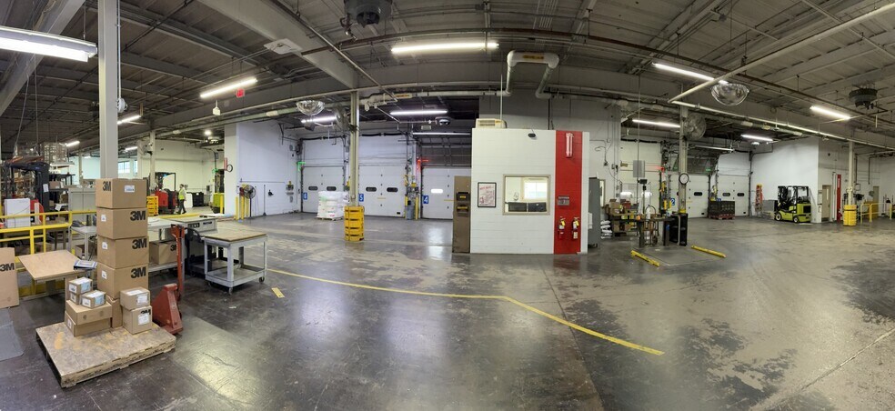 More Photos Of 710 N State St, Fairmont Industrial For Sale