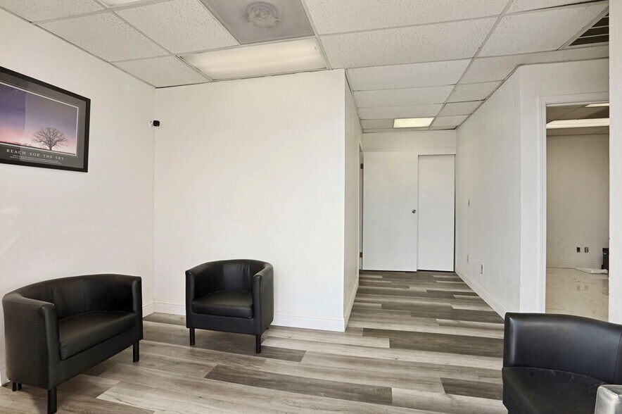 More Photos Of 7746 Lorraine Ave, Stockton Service For Sale