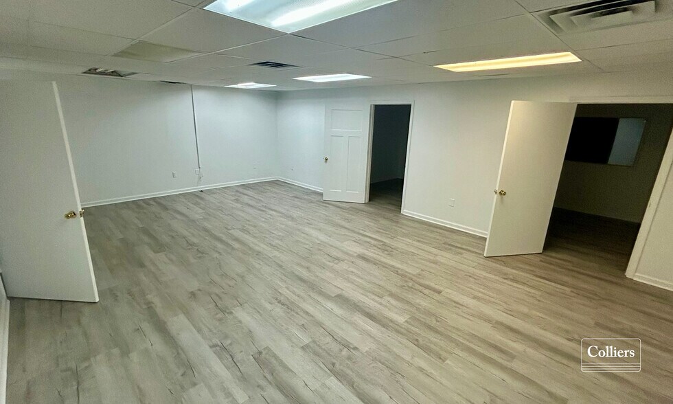 More Photos Of 1317 E Main St, Dillon Warehouse For Lease