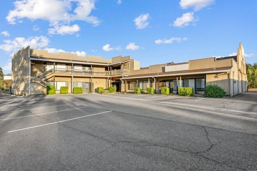 Primary Photo Of 4261 Sunset Ln, Shingle Springs Office For Lease