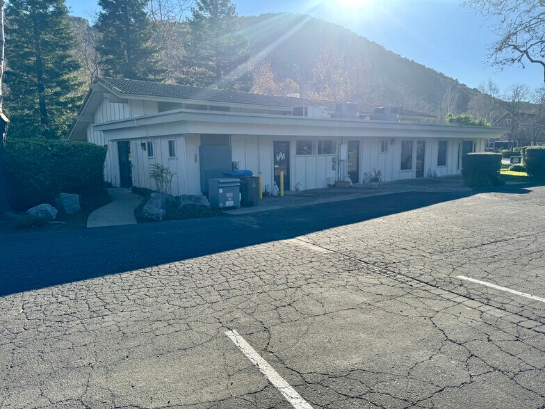 More Photos Of 6680 Bay Laurel Pl, Avila Beach Office For Lease