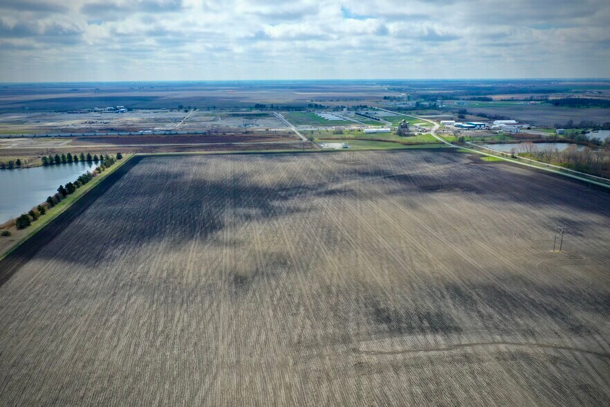 More Photos Of 625 E US Highway 36, Tuscola Land For Sale