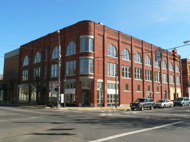 More Photos Of 163 E Center St, Marion Office For Lease