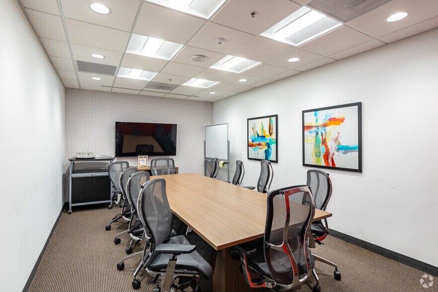 More Photos Of 1390 Market St, San Francisco Coworking Space