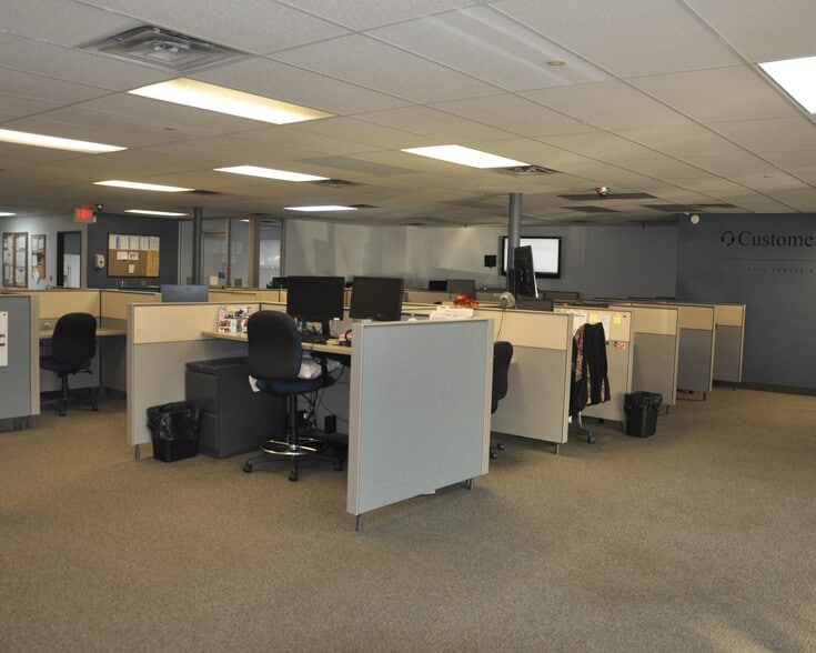 More Photos Of 161 4th Ave N, Foley Office For Lease
