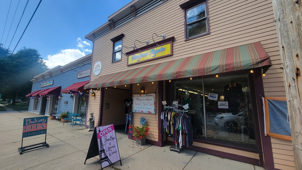 S42W31370 Highway 83, Genesee Depot, WI 53127 Retail For Lease