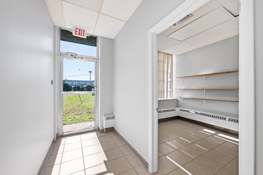 More Photos Of 325 Bridge St, Old Forge Manufacturing For Lease