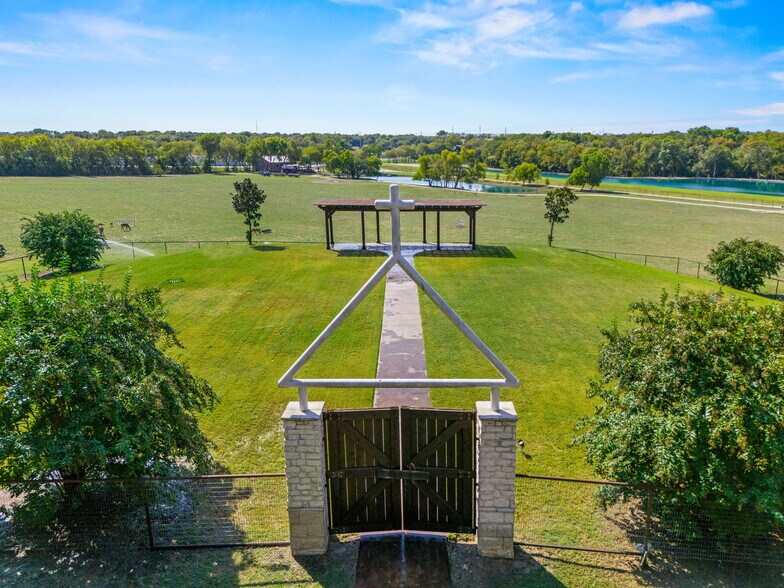 More Photos Of 11200 Sam Rayburn Hwy, Anna Land For Sale