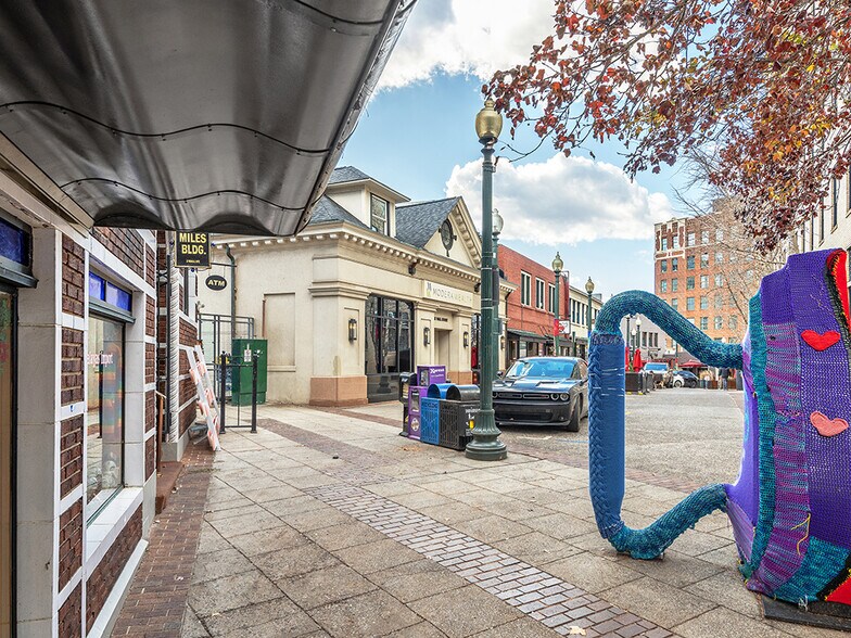 More Photos Of 14-20 Haywood St, Asheville Storefront Retail Office For Sale