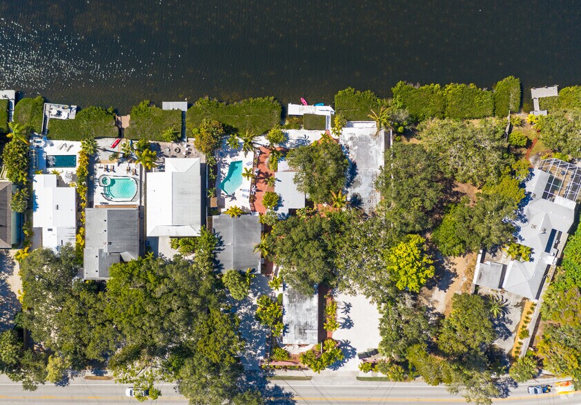 More Photos Of 8212 Midnight Pass Rd, Sarasota Hotel For Sale