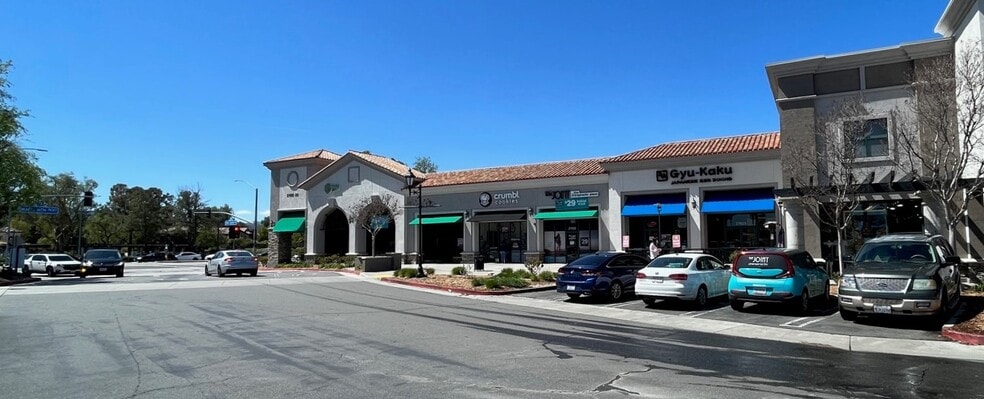 More Photos Of 27003-27103 Mcbean Pky, Valencia Unknown For Lease