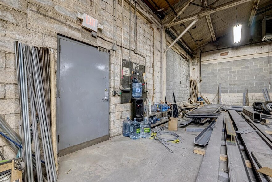 More Photos Of 530 S Main St, Bangor Manufacturing For Sale