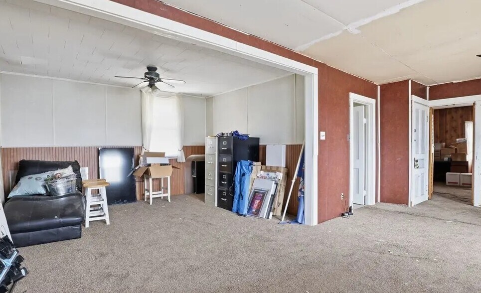More Photos Of 3719 Abbott Rd, Orchard Park Restaurant For Sale