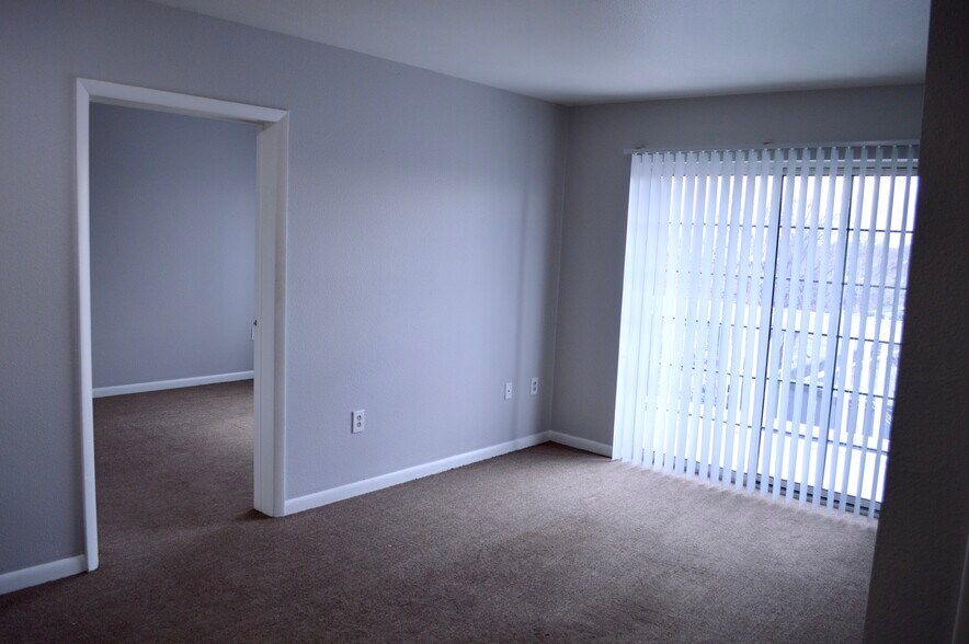 More Photos Of 3280 Downing St, Denver Apartments For Lease