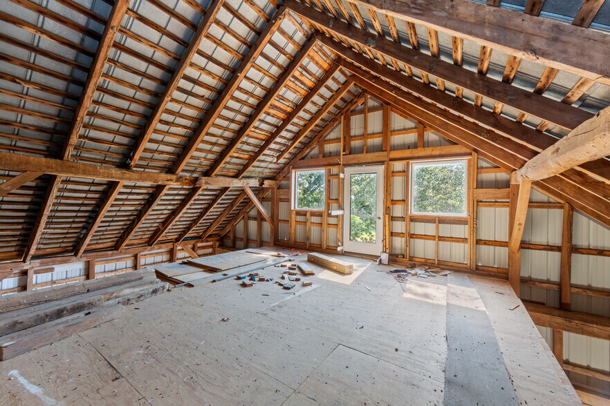 More Photos Of 27058 Mount Pleasant Rd, Columbus Winery Vineyard For Sale