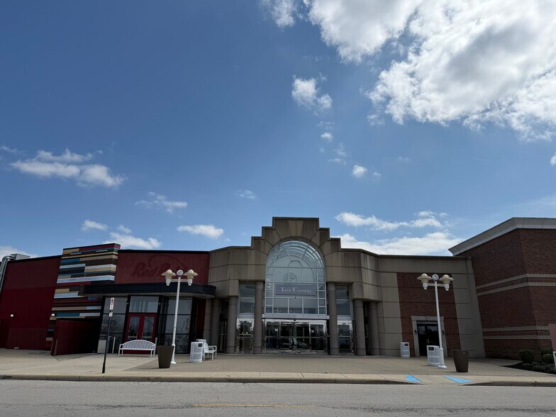 More Photos Of 5043 Tuttle Crossing Blvd, Dublin General Retail For Lease