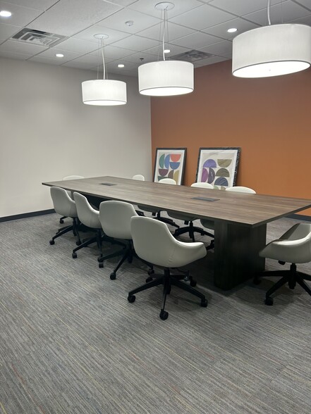 More Photos Of 1900 Leland Dr SE, Marietta Coworking Space