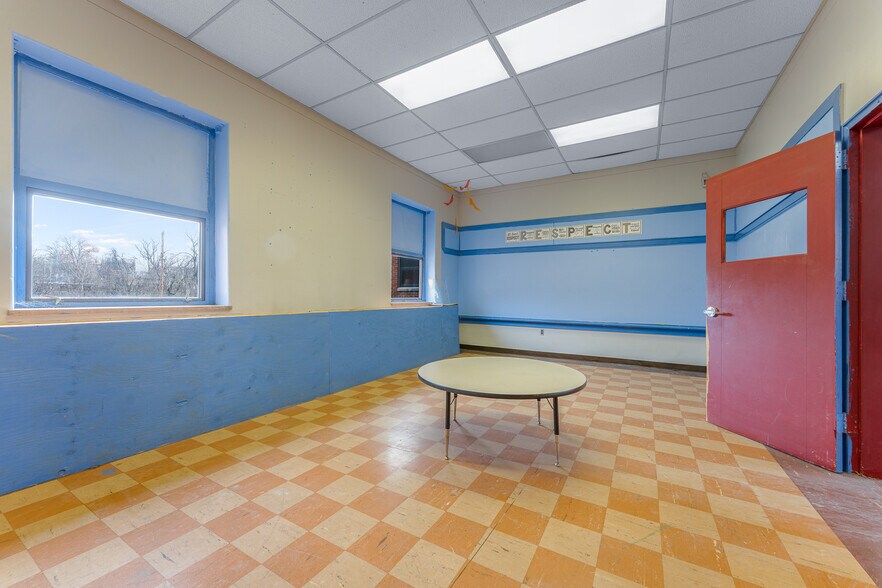 More Photos Of 300 North St, Waynesburg Schools For Sale