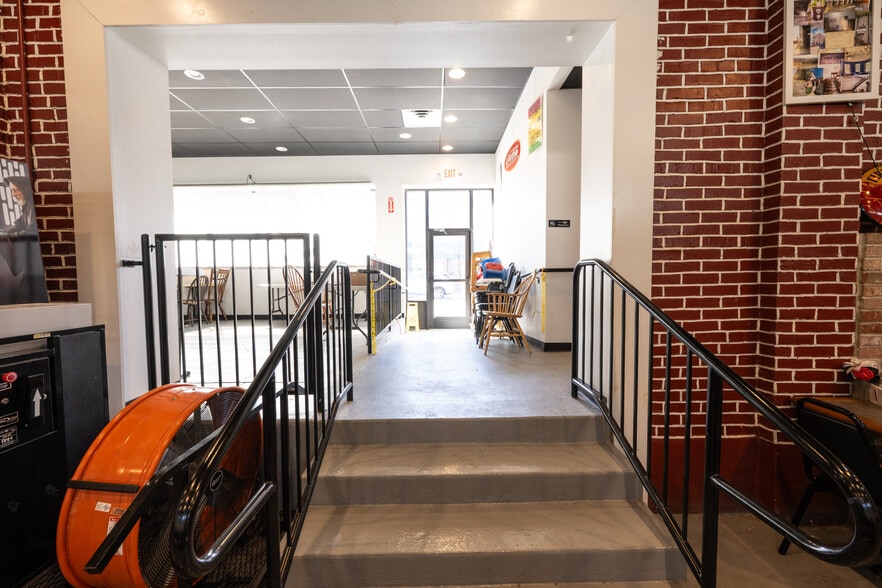 More Photos Of 601 Front St, Catasauqua Restaurant For Sale