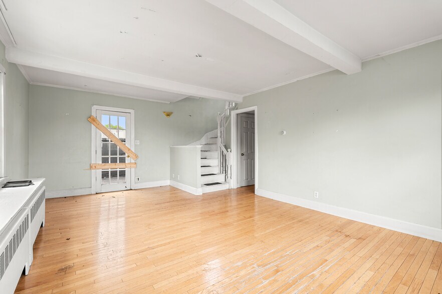 More Photos Of 1205 Massachusetts Ave, Arlington Storefront Retail Residential For Sale