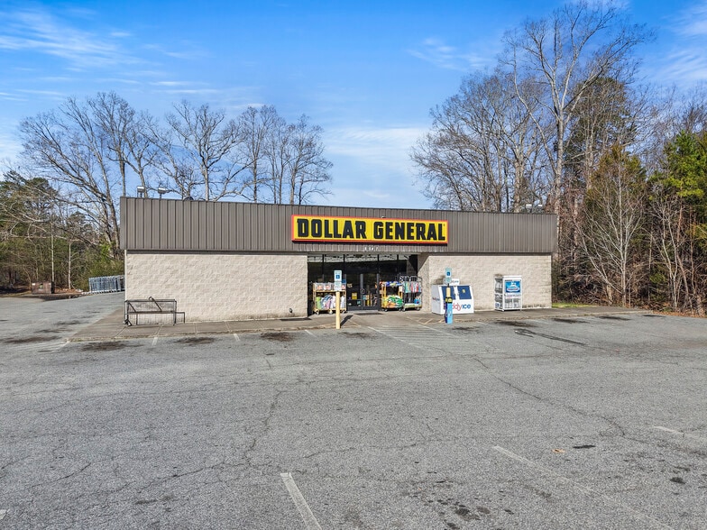 Primary Photo Of 8547 N Highway 150, Clemmons Freestanding For Sale