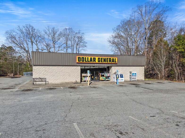 Primary Photo Of 8547 N Highway 150, Clemmons Freestanding For Sale
