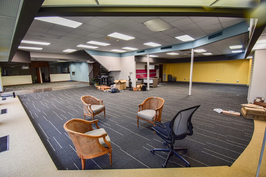 More Photos Of , Tuscaloosa Unknown For Sale