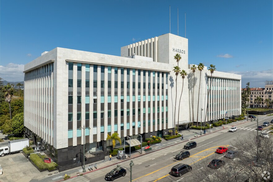 More Photos Of 4201 Wilshire Blvd, Los Angeles Loft Creative Space For Lease