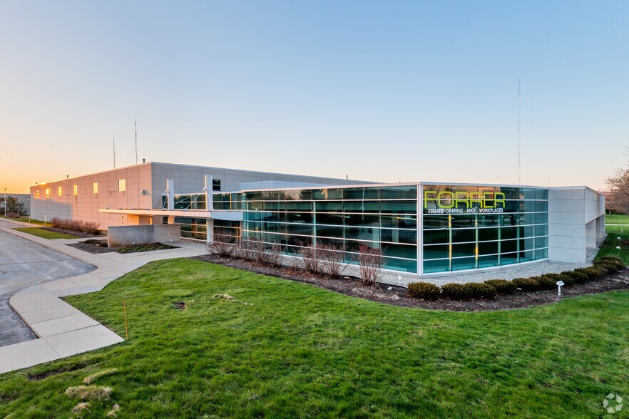 Primary Photo Of 555 W Estabrook Blvd, Milwaukee Warehouse For Lease