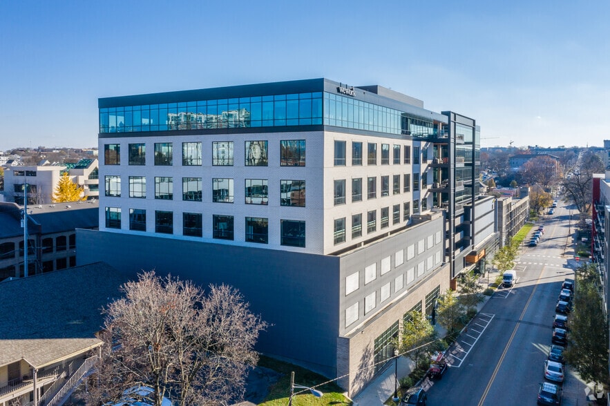 More Photos Of 818 18th Ave S, Nashville Office For Lease