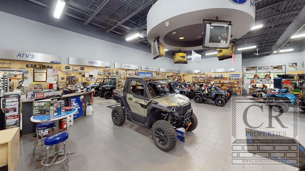 More Photos Of 1680 Route 9G, Hyde Park Freestanding For Sale