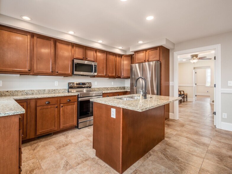 More Photos Of 8620 OH-161 Rt, Plain City Office For Lease