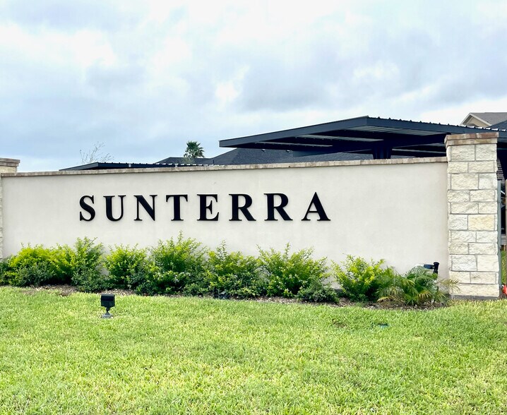 More Photos Of 2608 E Israel Ave, Alton Multifamily For Sale