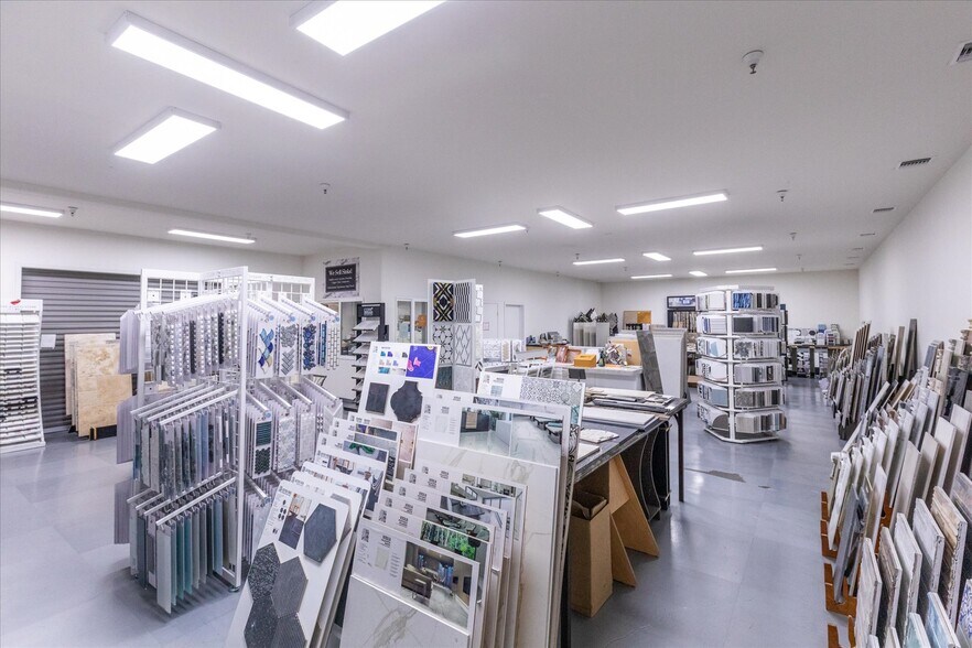 More Photos Of 325 Santa Bella, Paso Robles Warehouse For Lease