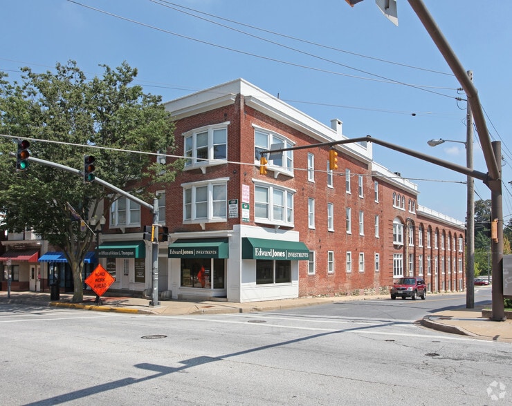 Primary Photo Of 77-81 E Main St, Westminster Office For Lease