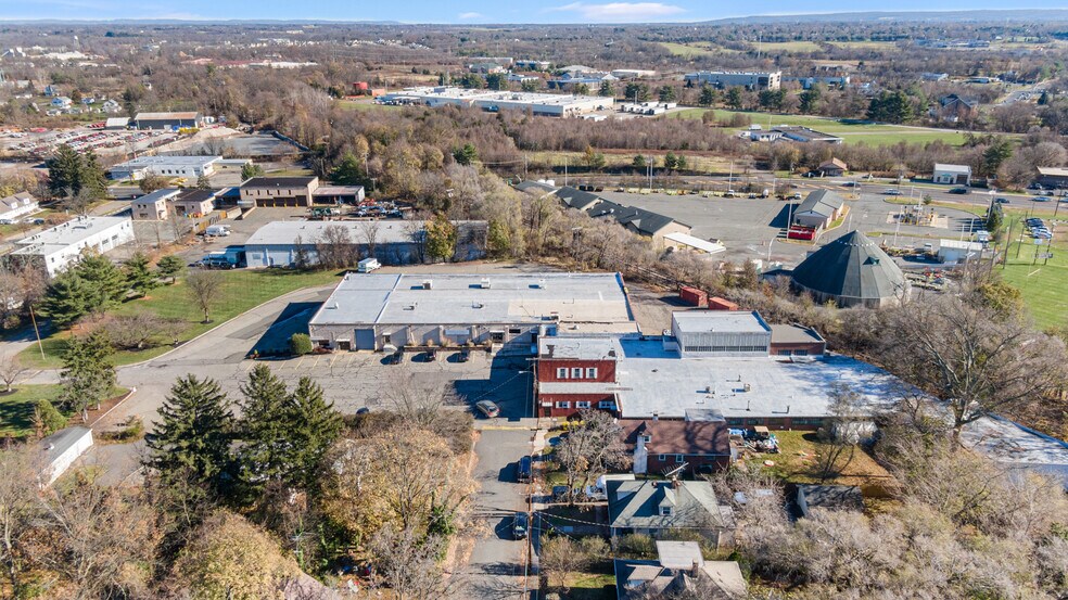 More Photos Of 47 Maple Ave, Flemington Light Manufacturing For Lease