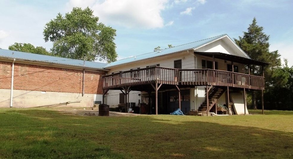 More Photos Of 3155 Huntsville Hwy, Fayetteville Hotel For Sale