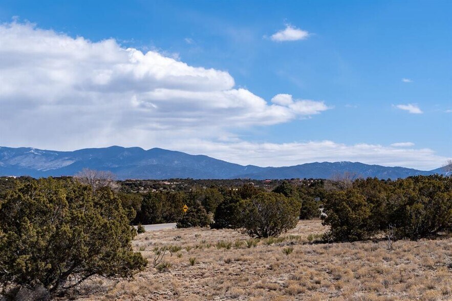 More Photos Of 0 Camino La Tierra, Santa Fe Land For Sale