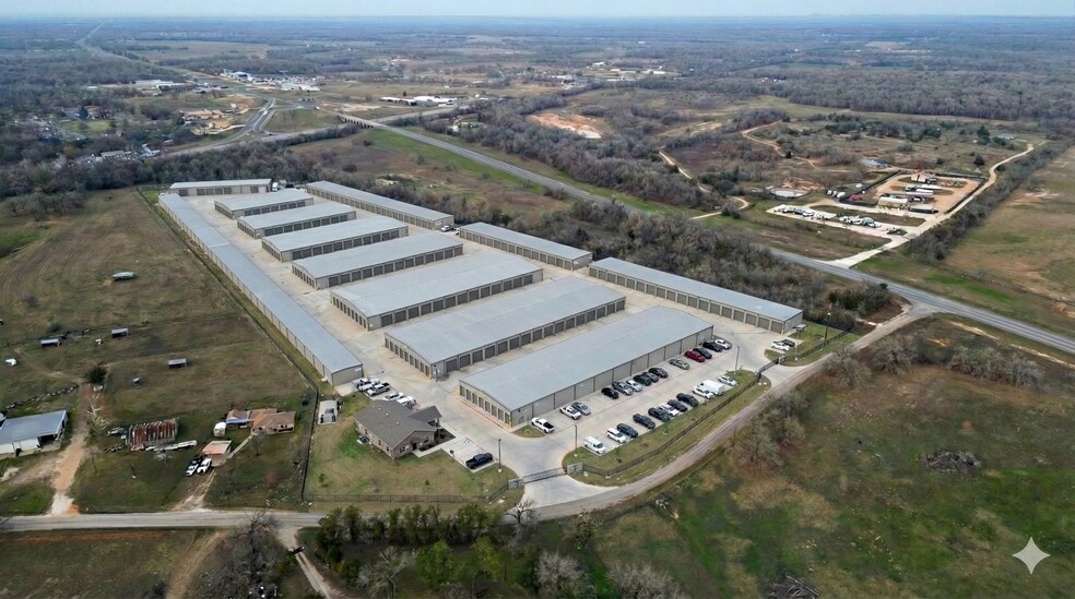 More Photos Of 1111 E 3rd St, Rockdale Land For Sale