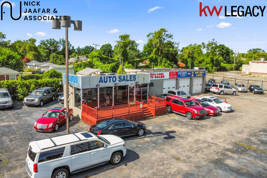 More Photos Of 21101 W 8 Mile Rd, Detroit Auto Dealership For Sale