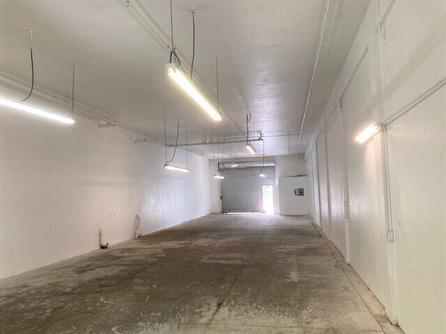 More Photos Of 1218-1224 Long Beach Blvd, Long Beach Storefront Retail Residential For Lease