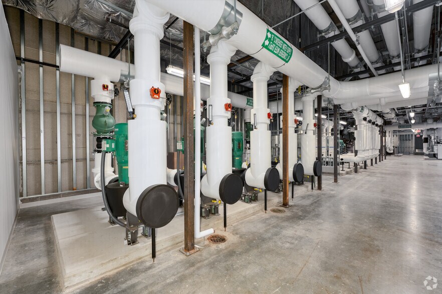 More Photos Of 150 Richmond St, Providence Medical For Lease