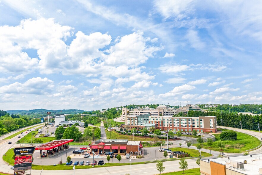 More Photos Of 300 Racetrack Rd, Washington Convenience Store For Sale