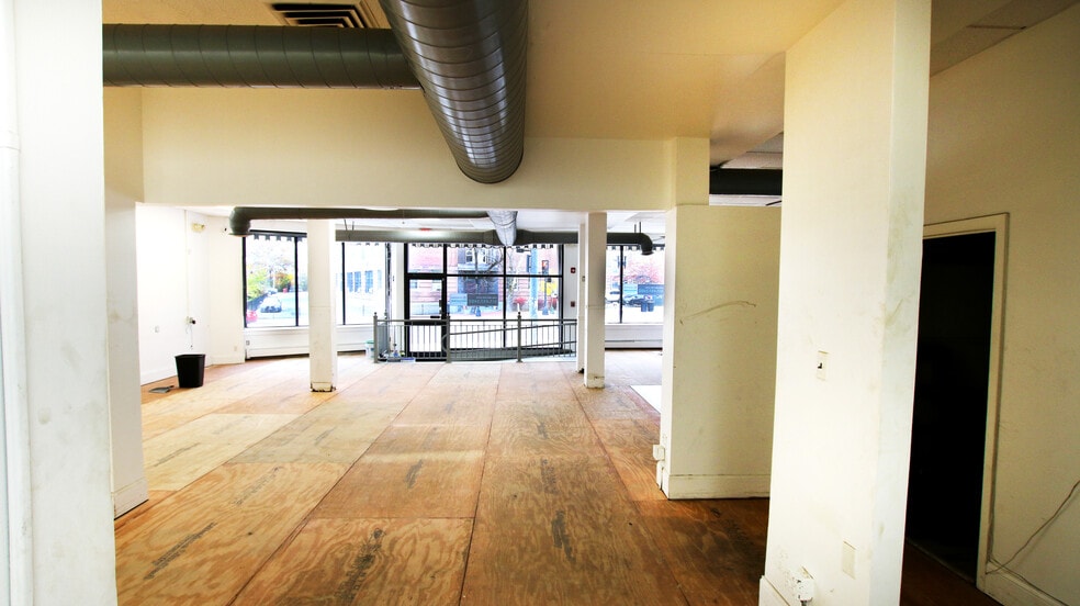 More Photos Of 50 John Eliot Sq, Roxbury Apartments For Lease